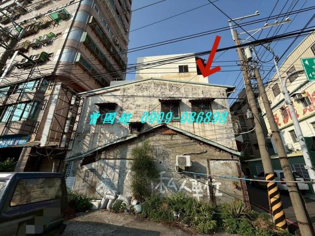 台中烏日法拍透天-6